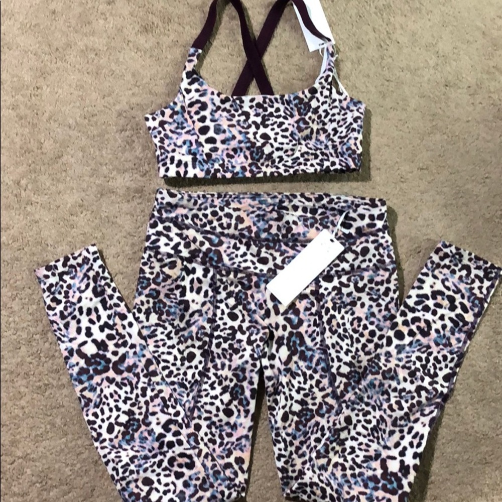 Varley leggings and matching top. Size L